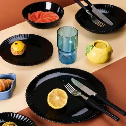 Assiette à dessert noire 19 cm Bloom